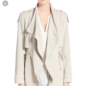 💋💋FRENCH CONNECTION Trench Coat 🎉🎉🎉💜💜